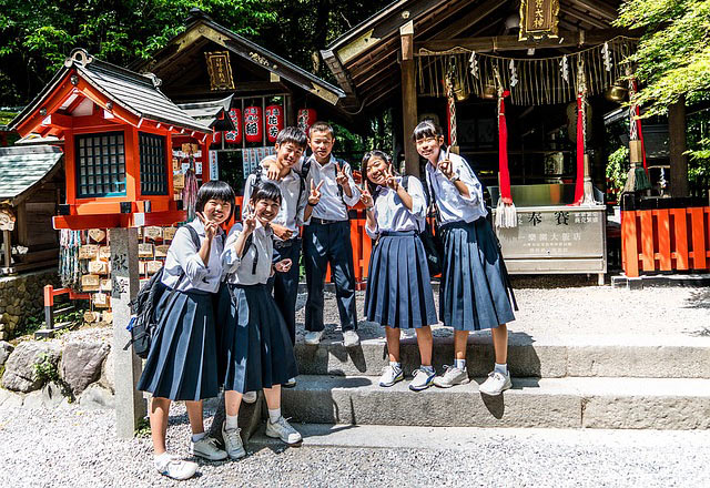 school trip season in japan